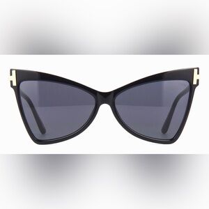 Tom Ford Tallulah Black Sunglasses. Excellent Condition. Comes with box & case